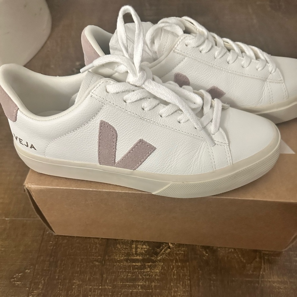 Veja Campo Women's White and Light Pink Sneakers